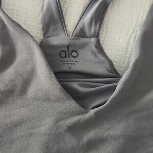 ALO Yoga Charcoal V-Neck Sports Bra Size M